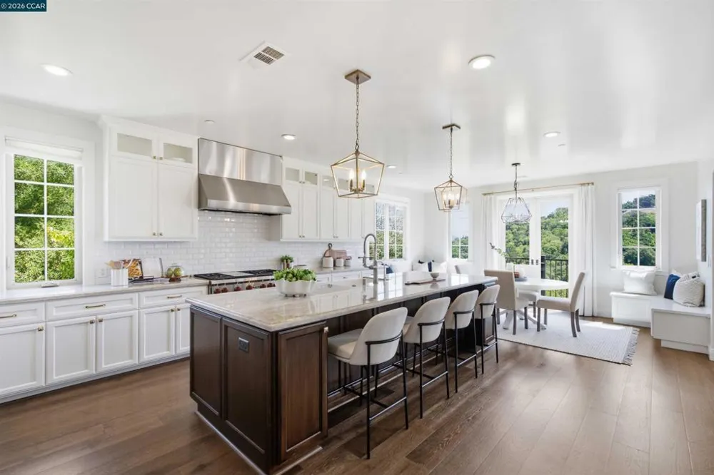 16 Rabble Rd Orinda, CA 94563