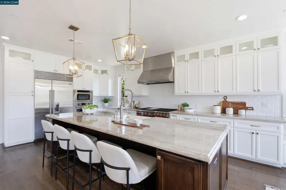 16 Rabble Rd Orinda, CA 94563