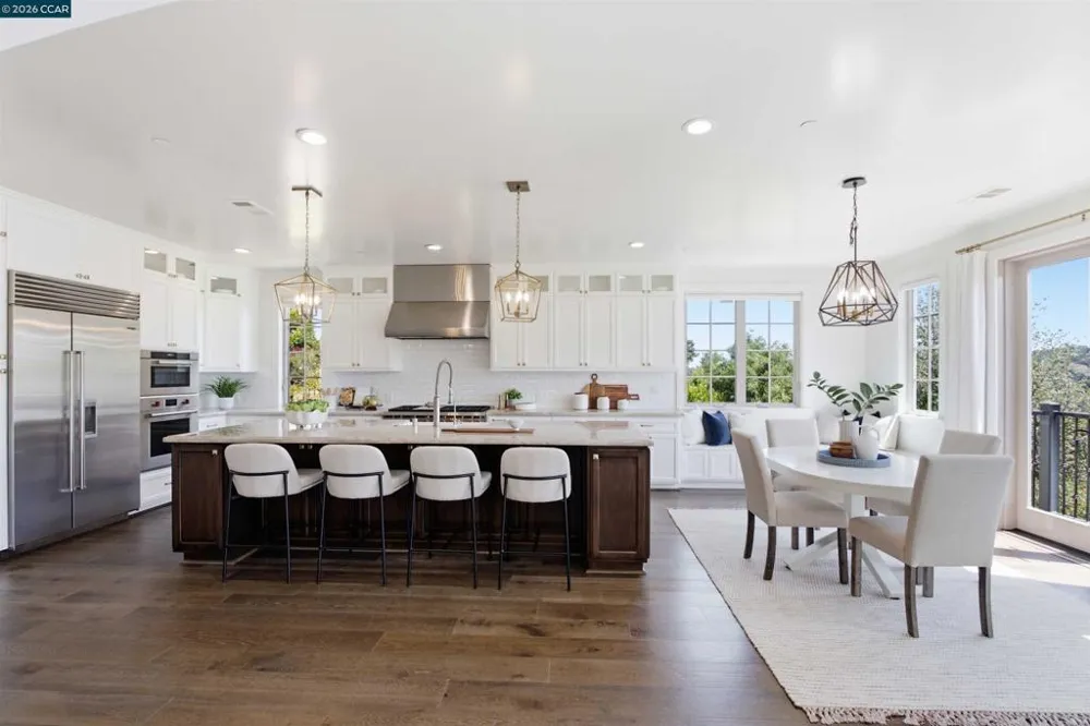 16 Rabble Rd Orinda, CA 94563