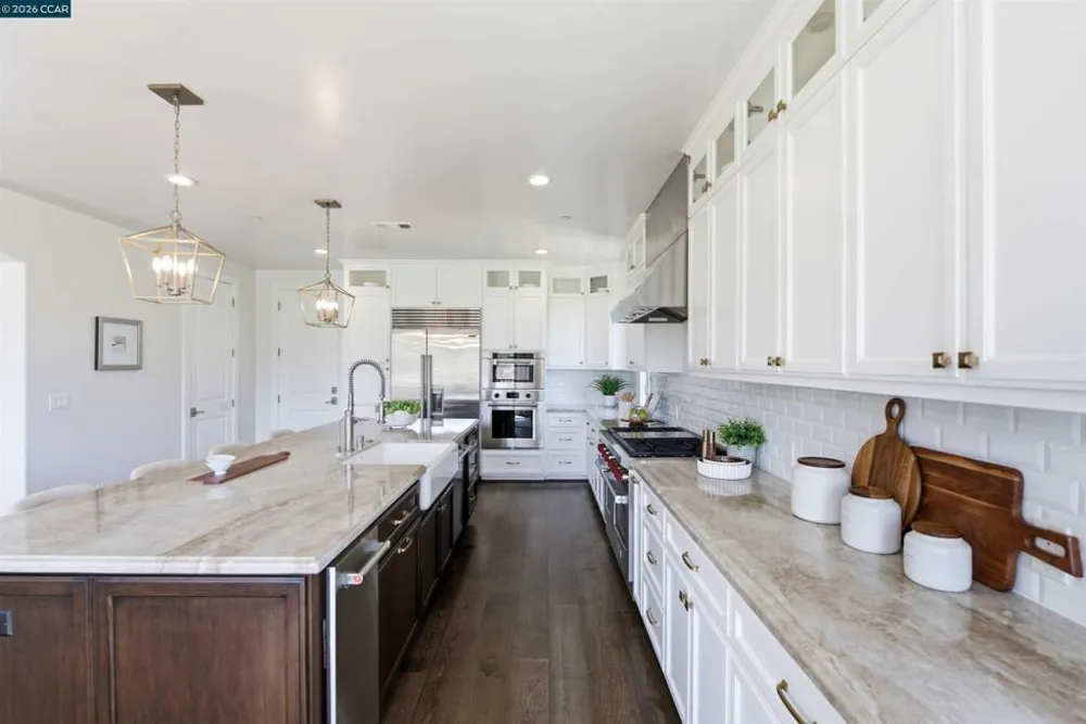 16 Rabble Rd Orinda, CA 94563