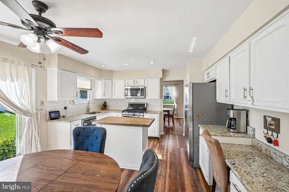 1415 STARLING LANE Cherry Hill, NJ 08003