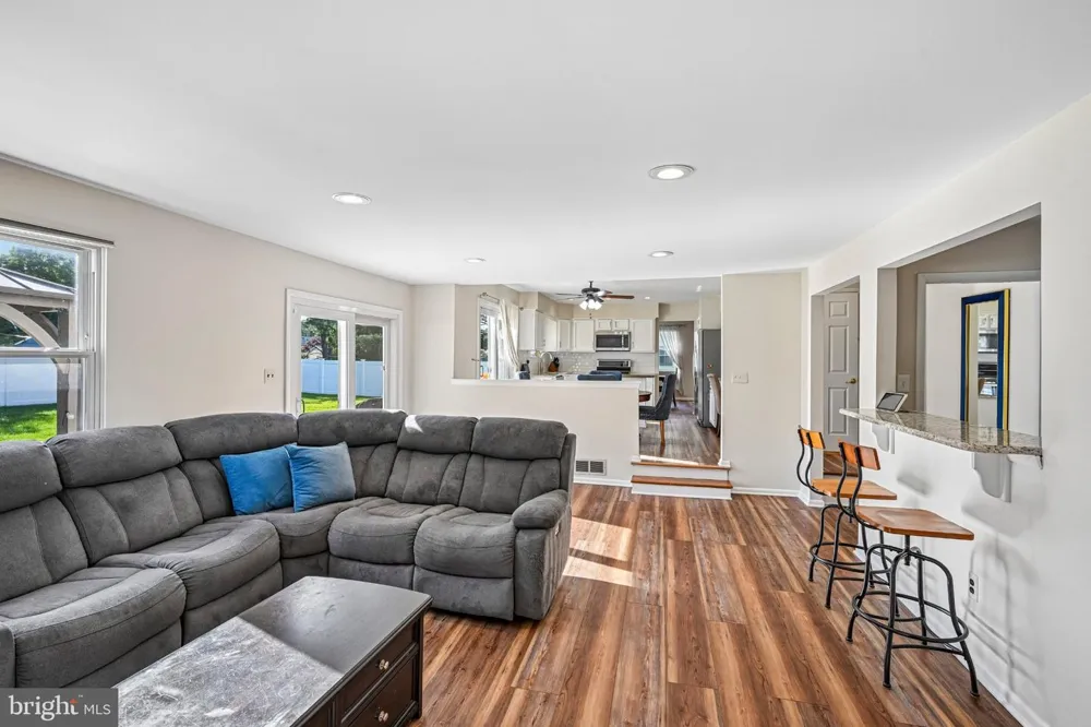 1415 STARLING LANE Cherry Hill, NJ 08003