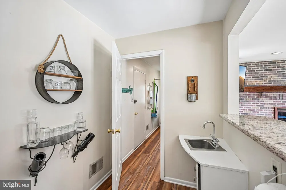 1415 STARLING LANE Cherry Hill, NJ 08003