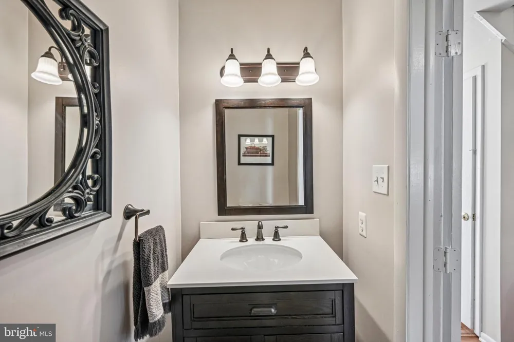 1415 STARLING LANE Cherry Hill, NJ 08003