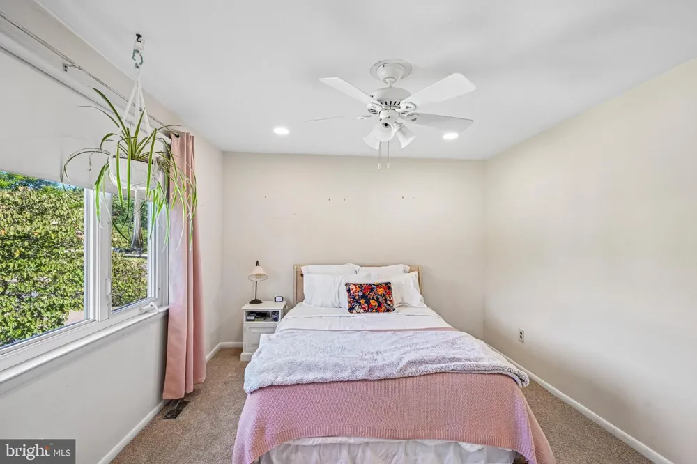 1415 STARLING LANE Cherry Hill, NJ 08003