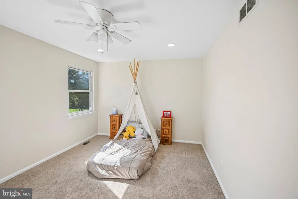 1415 STARLING LANE Cherry Hill, NJ 08003