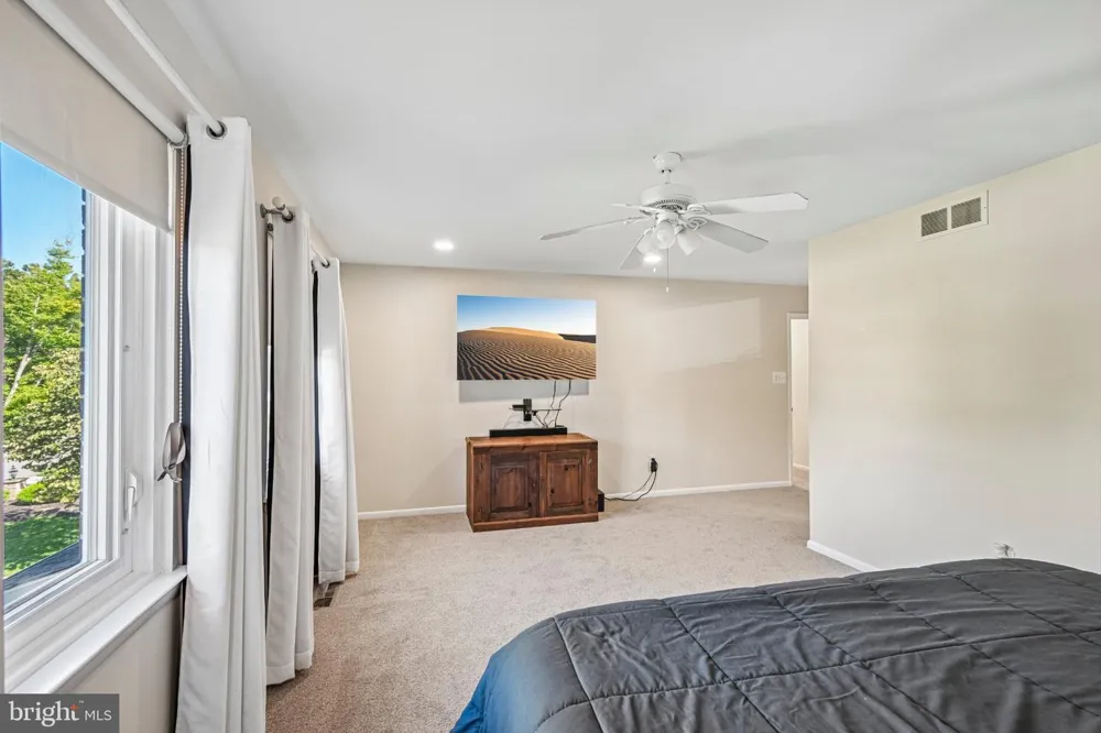 1415 STARLING LANE Cherry Hill, NJ 08003