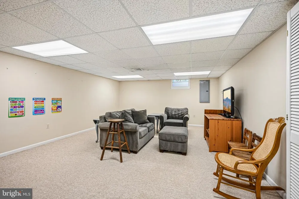 1415 STARLING LANE Cherry Hill, NJ 08003