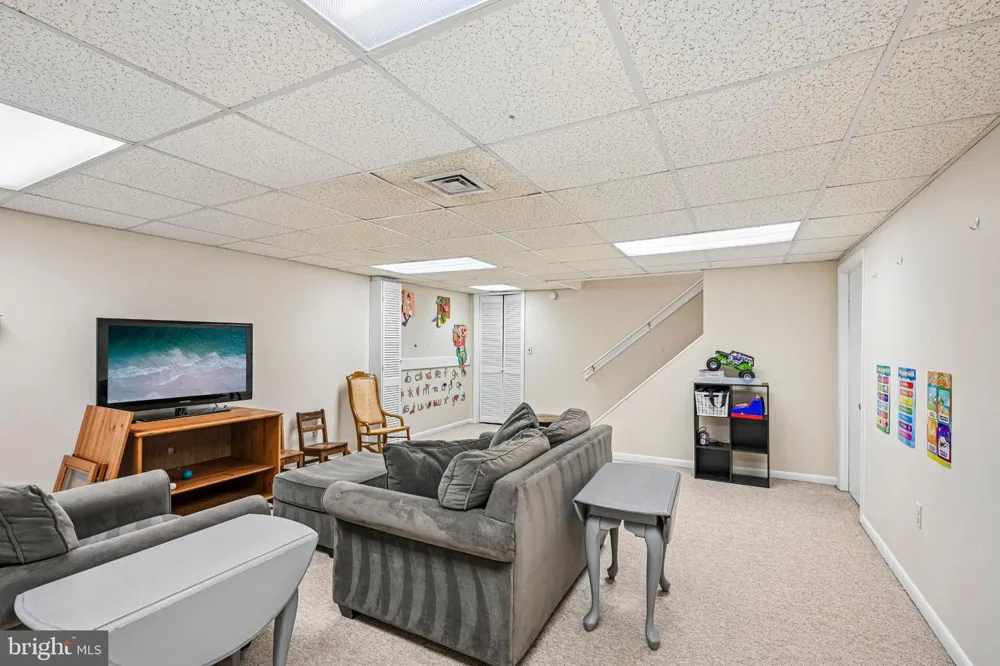 1415 STARLING LANE Cherry Hill, NJ 08003