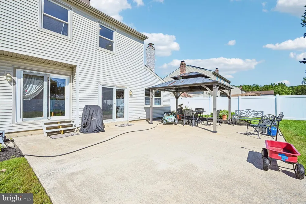 1415 STARLING LANE Cherry Hill, NJ 08003