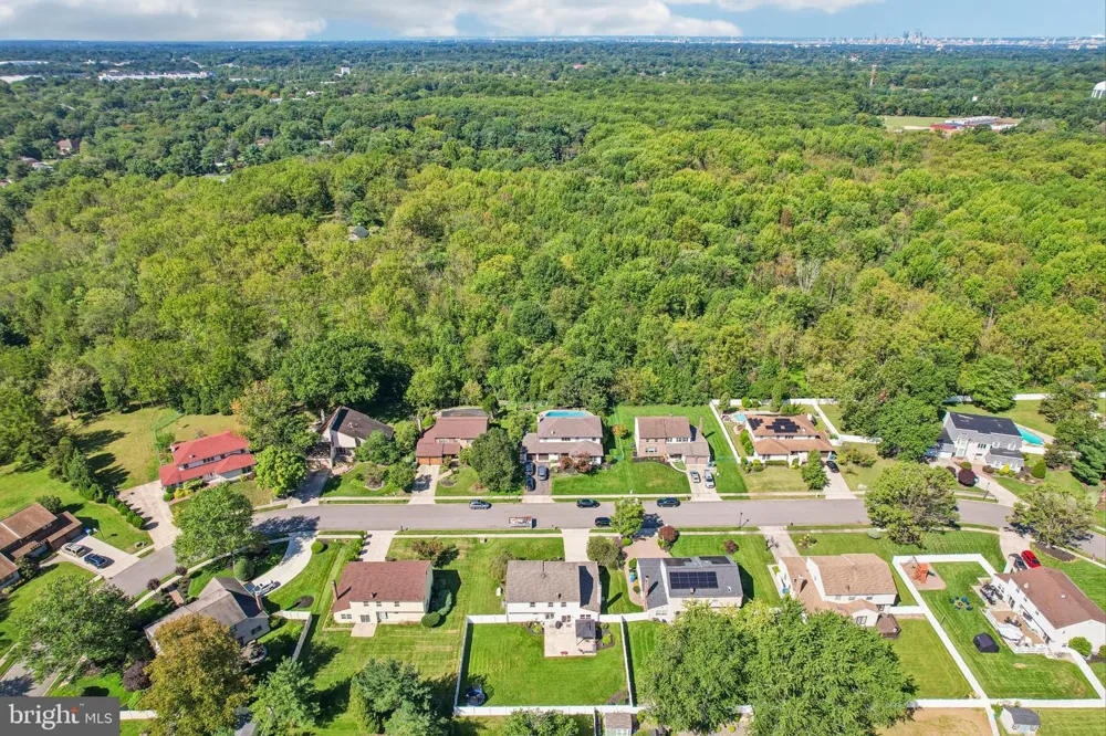 1415 STARLING LANE Cherry Hill, NJ 08003