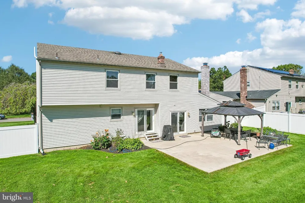 1415 STARLING LANE Cherry Hill, NJ 08003