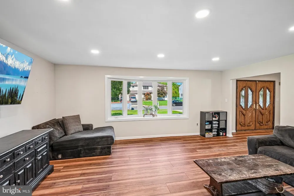 1415 STARLING LANE Cherry Hill, NJ 08003