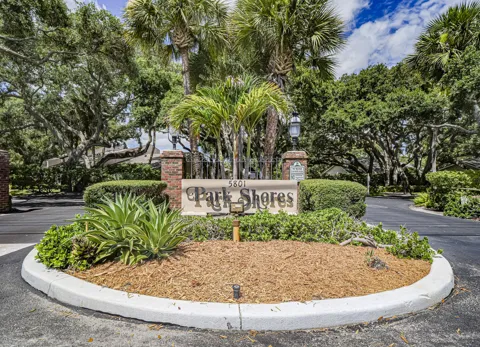 219 E Park Shores Circle #219B