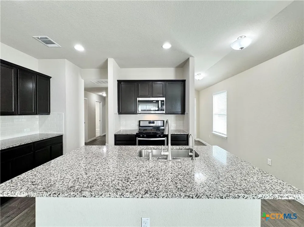 224 Yoakum Street Leander, TX 78641