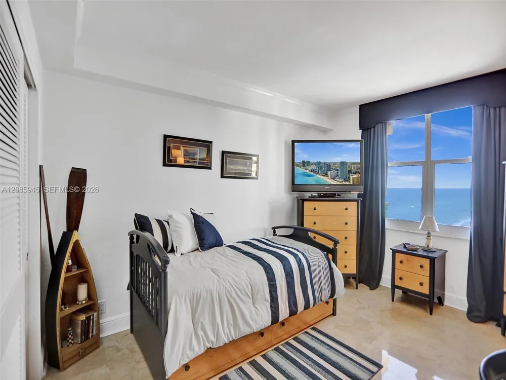 2501 S Ocean Dr #1511 (available Dec 1) Hollywood, FL 33019