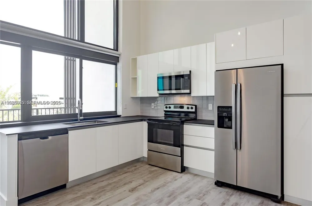 4400 Sunrise Blvd #L2-A Plantation, FL 33317