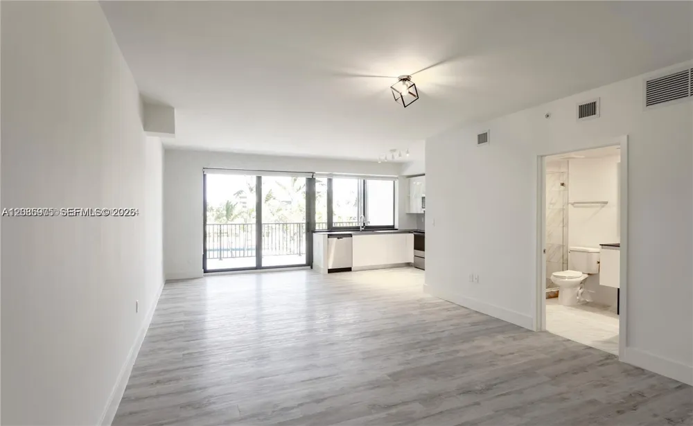 4400 Sunrise Blvd #L2-A Plantation, FL 33317