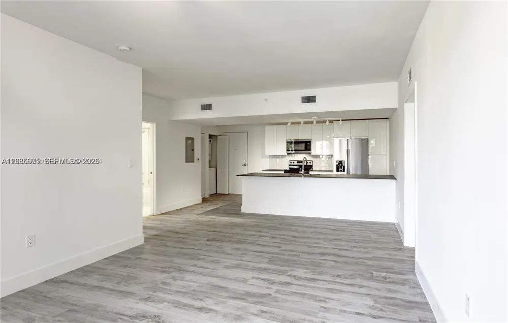 4400 Sunrise Blvd #L2-A Plantation, FL 33317