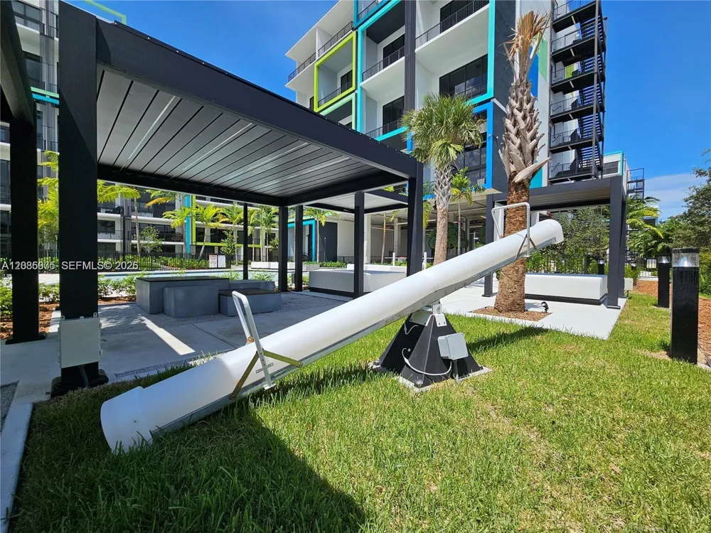 4400 Sunrise Blvd #L2-A Plantation, FL 33317