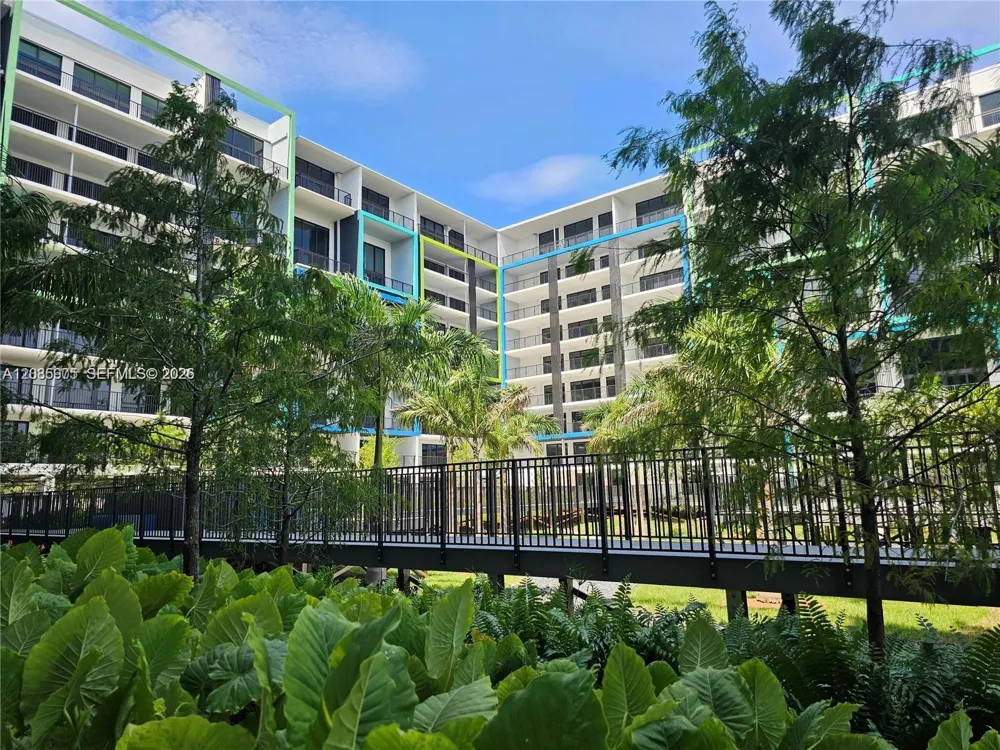 4400 Sunrise Blvd #L2-A Plantation, FL 33317