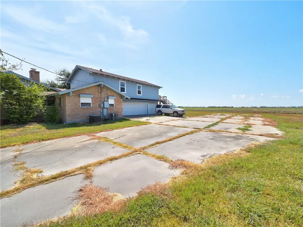 9845 Fm 1074 Taft, TX 78390