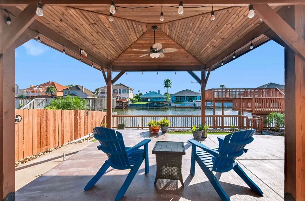 15942 EL SOCCORRO LOOP Corpus Christi, TX 78418
