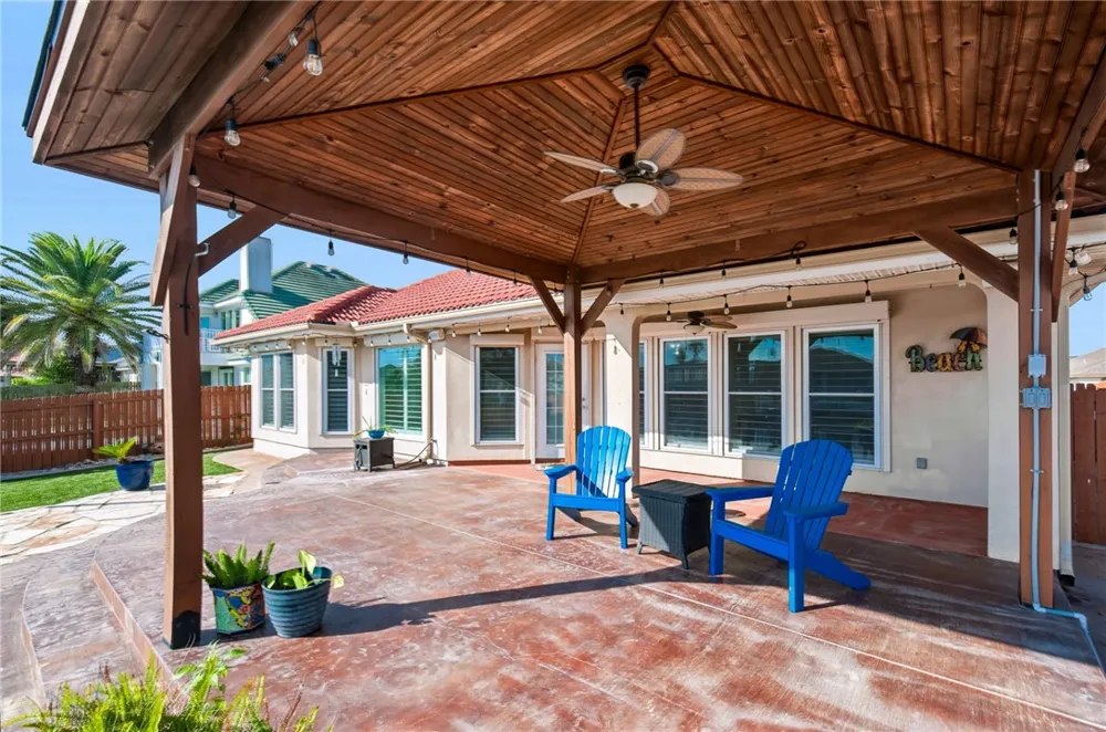 15942 EL SOCCORRO LOOP Corpus Christi, TX 78418