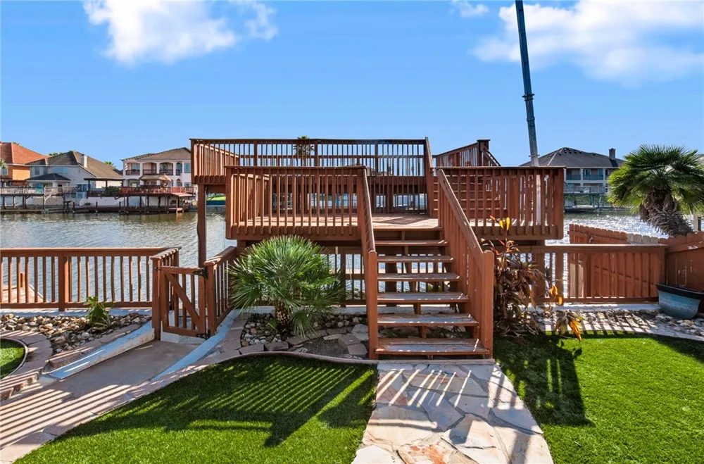 15942 EL SOCCORRO LOOP Corpus Christi, TX 78418