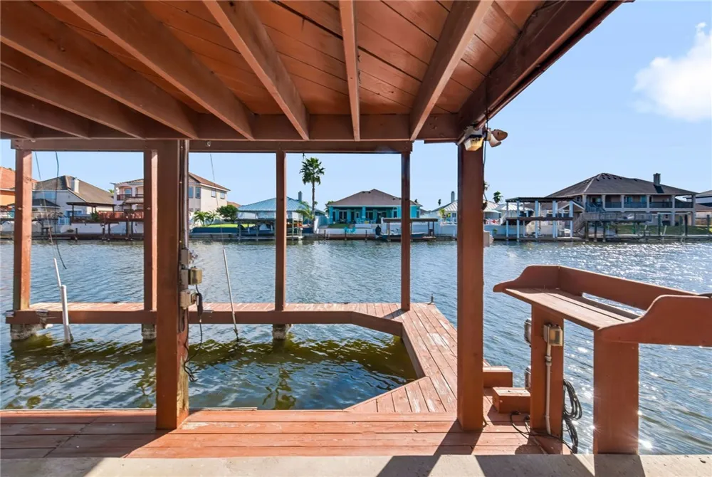 15942 EL SOCCORRO LOOP Corpus Christi, TX 78418