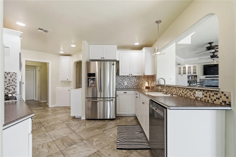 15942 EL SOCCORRO LOOP Corpus Christi, TX 78418