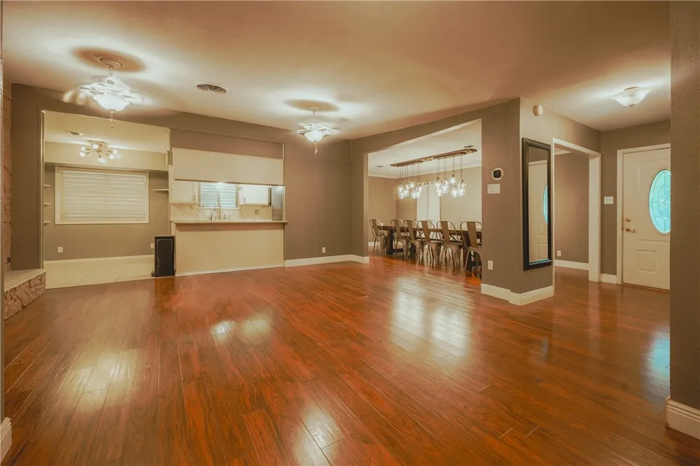 206 Driftwood Drive Portland, TX 78374