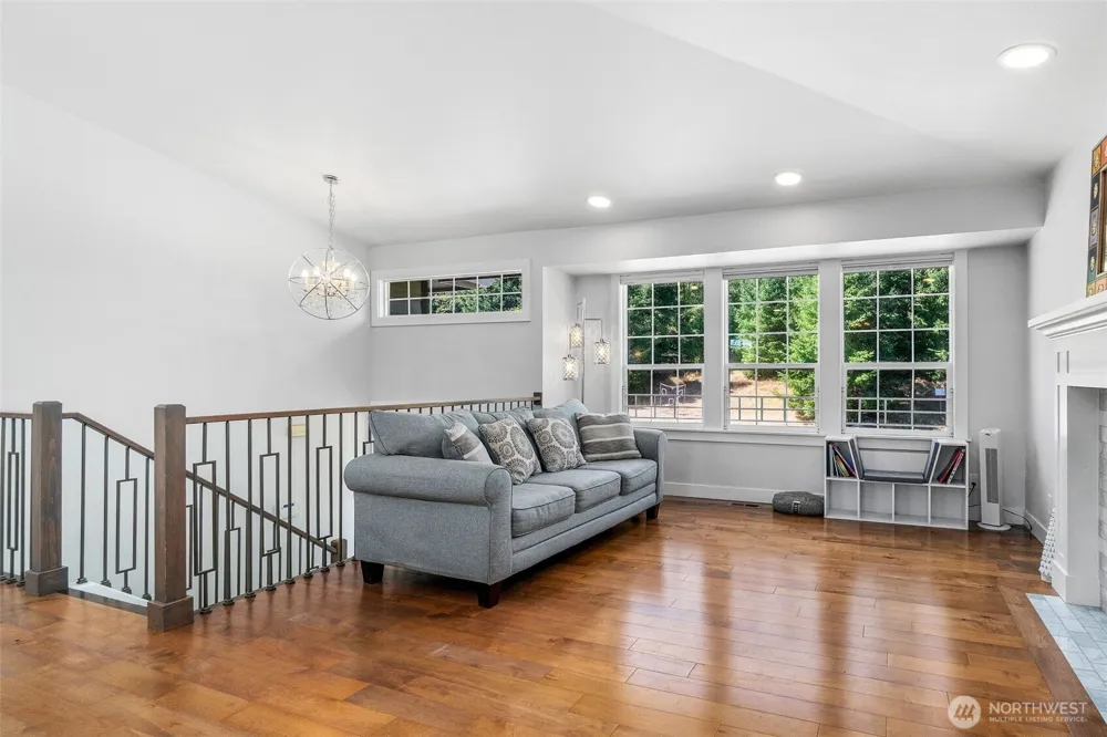 5529 1st Drive W Everett, WA 98203