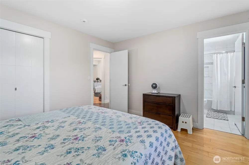 5529 1st Drive W Everett, WA 98203