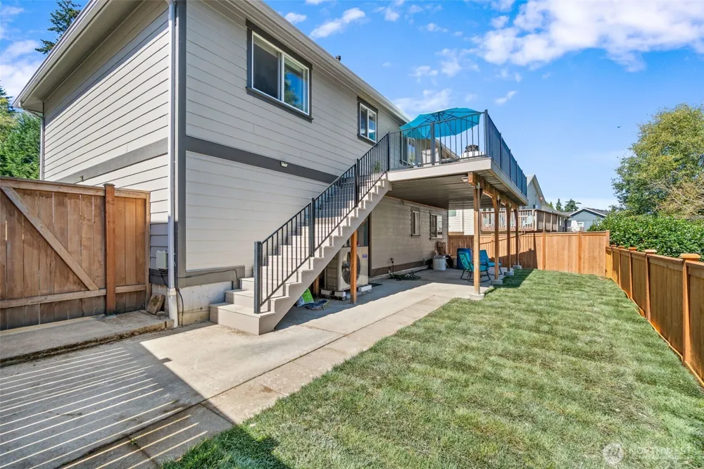 5529 1st Drive W Everett, WA 98203