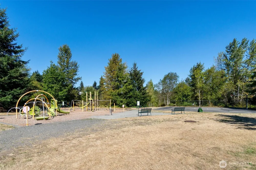 5529 1st Drive W Everett, WA 98203