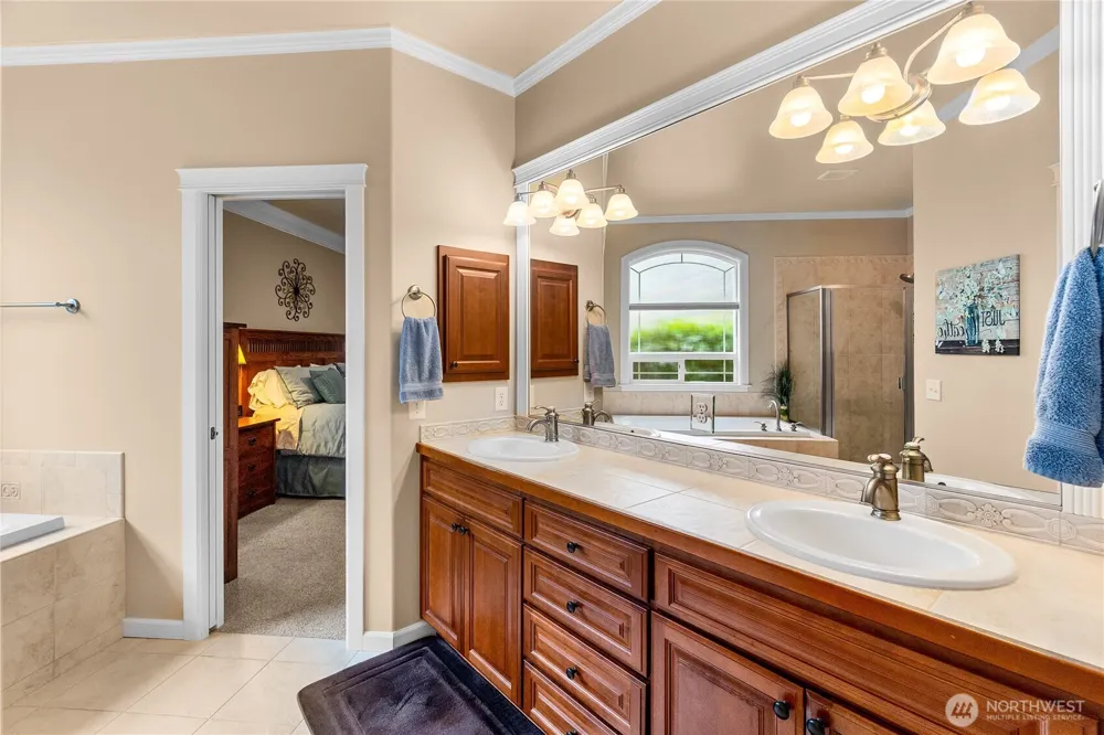 4628 Prestwick Lane SE Olympia, WA 98513