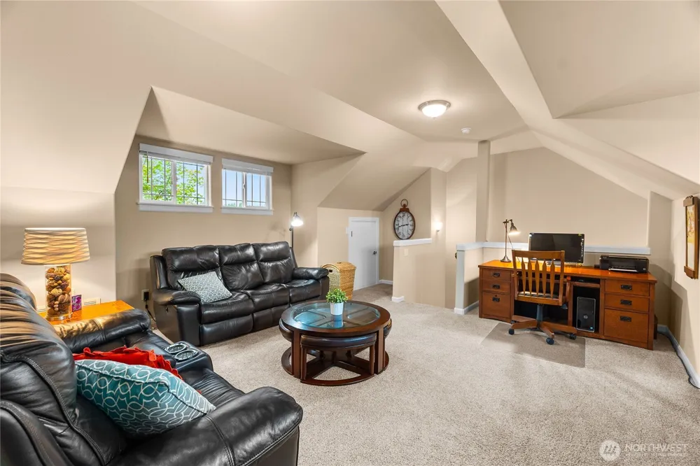 4628 Prestwick Lane SE Olympia, WA 98513