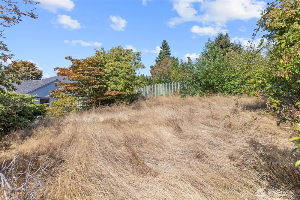 12286 Shorewood Drive SW Seattle, WA 98146