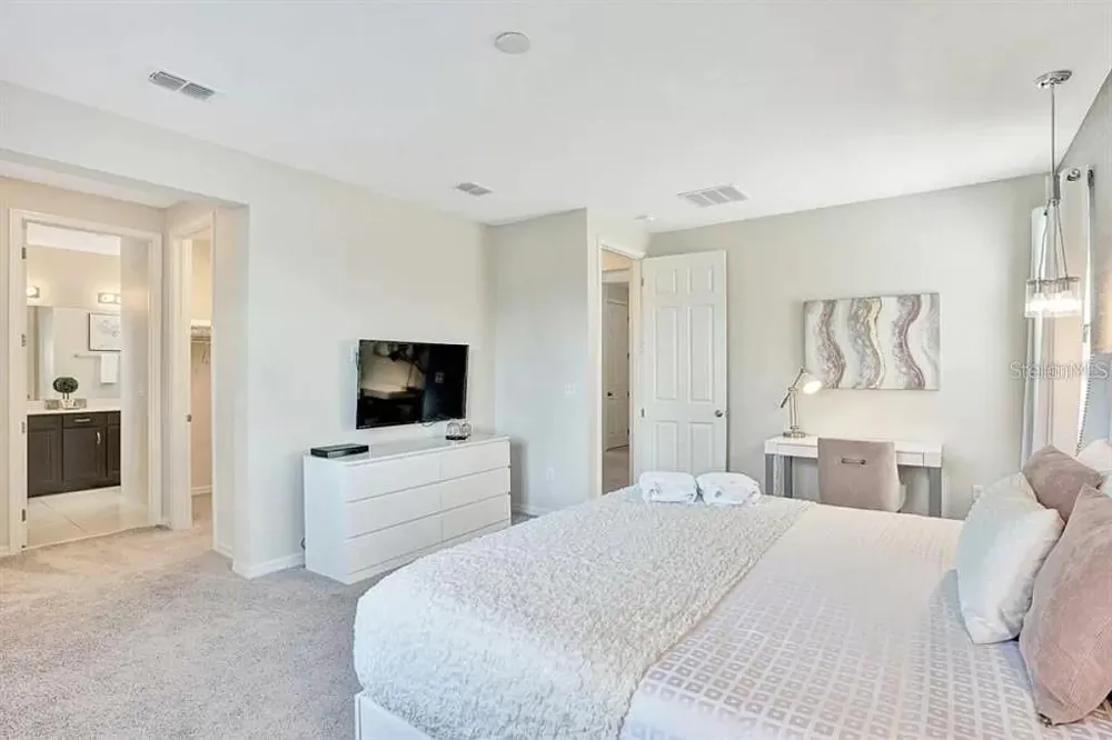 1516 NASSAU POINT TRAIL Kissimmee, FL 34747