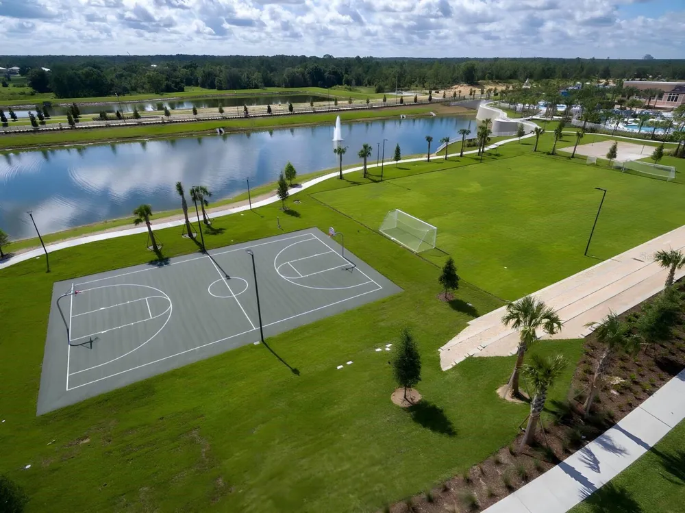 1516 NASSAU POINT TRAIL Kissimmee, FL 34747