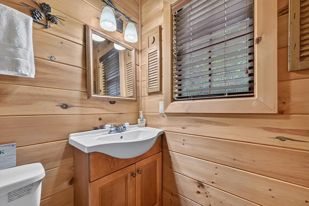 241 Mystic Lane Blue Ridge, IA 50513