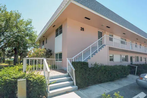 18081 SE Country Club Drive #26-256