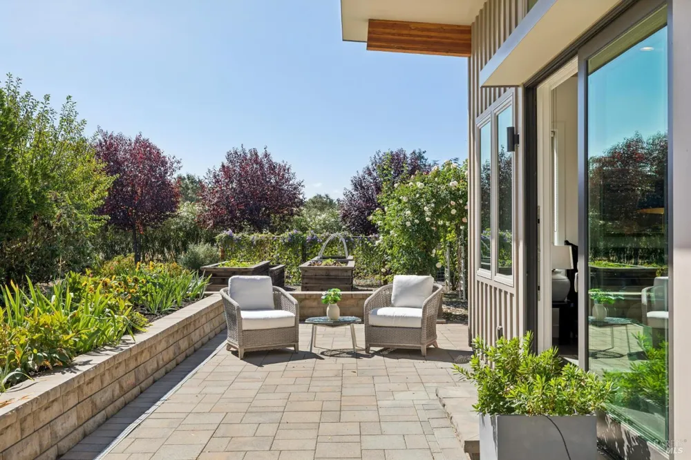 12297 Adine Court Glen Ellen, CA 95442