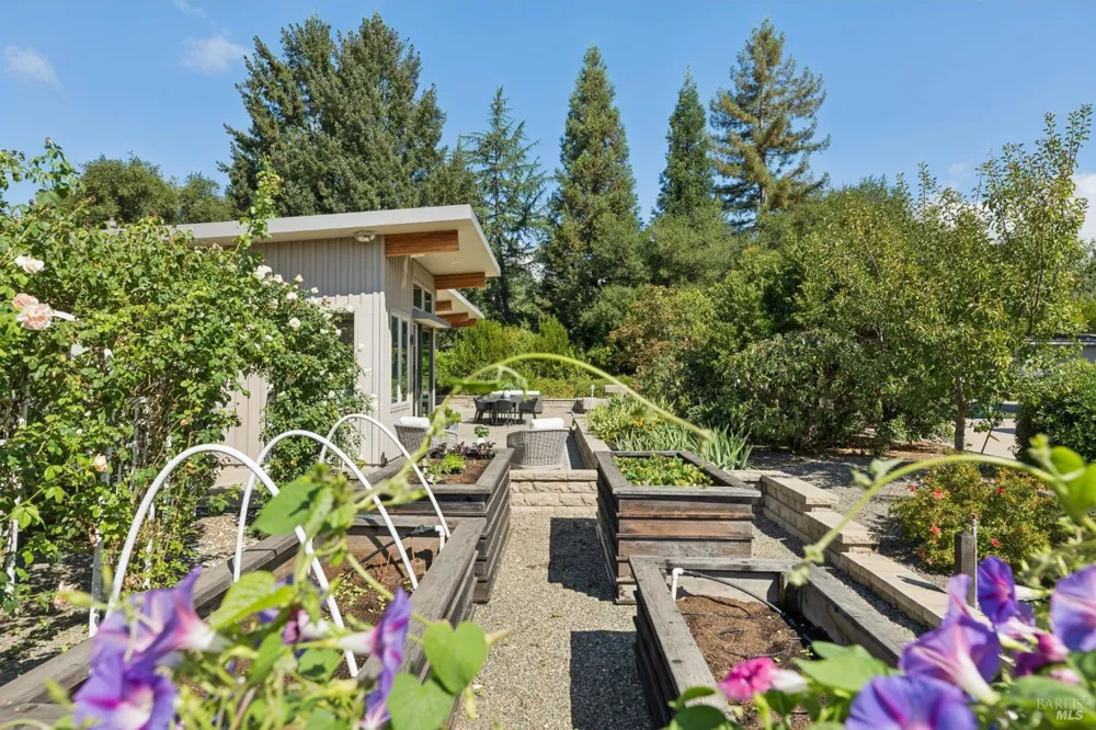 12297 Adine Court Glen Ellen, CA 95442