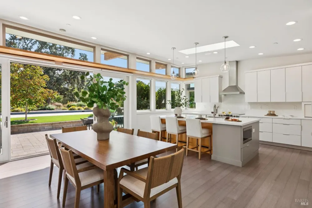 12297 Adine Court Glen Ellen, CA 95442