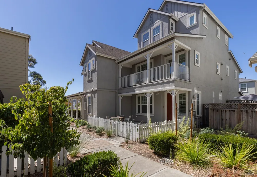 720 Wintergreen Court Napa, CA 94559