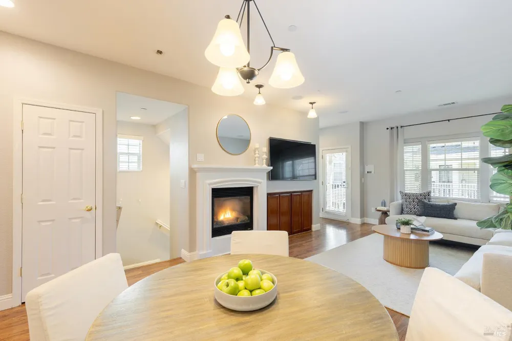 720 Wintergreen Court Napa, CA 94559