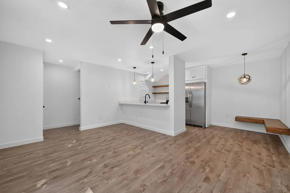 2124 Burton Drive #133 Austin, TX 78741