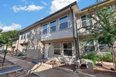 2124 Burton Drive #133